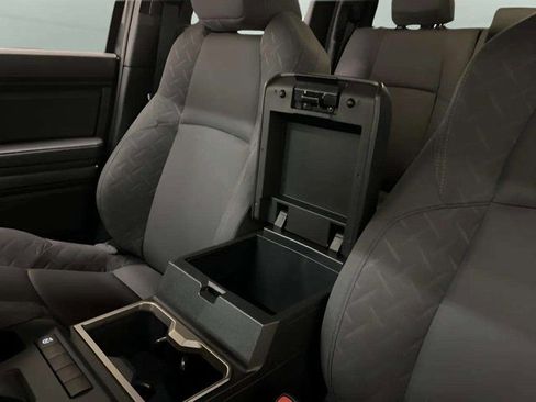 Used 2025 Toyota Tacoma SR5 image 54