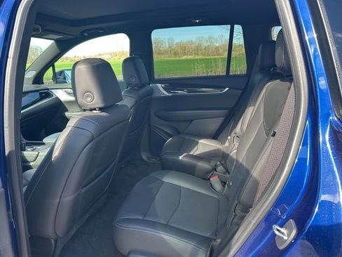 Certified 2024 Cadillac XT6 Sport w/ LPO, Onyx Lite Package AWD/4WD image 6