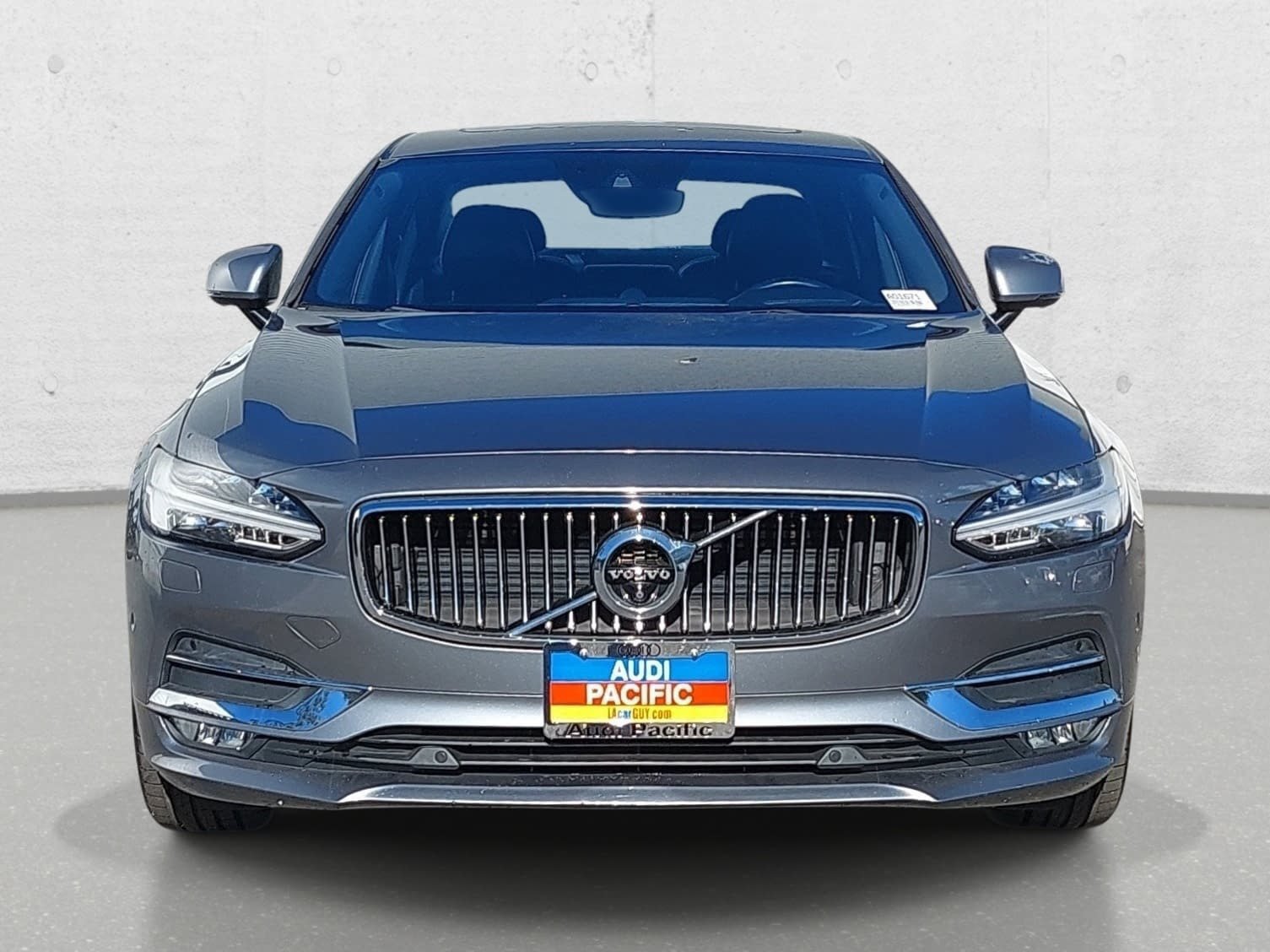 Used 2017 Volvo S90 T6 Inscription w/ Vision Package AWD/4WD image 2