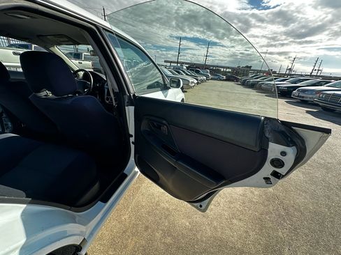 Used 2002 Subaru Impreza RS image 28