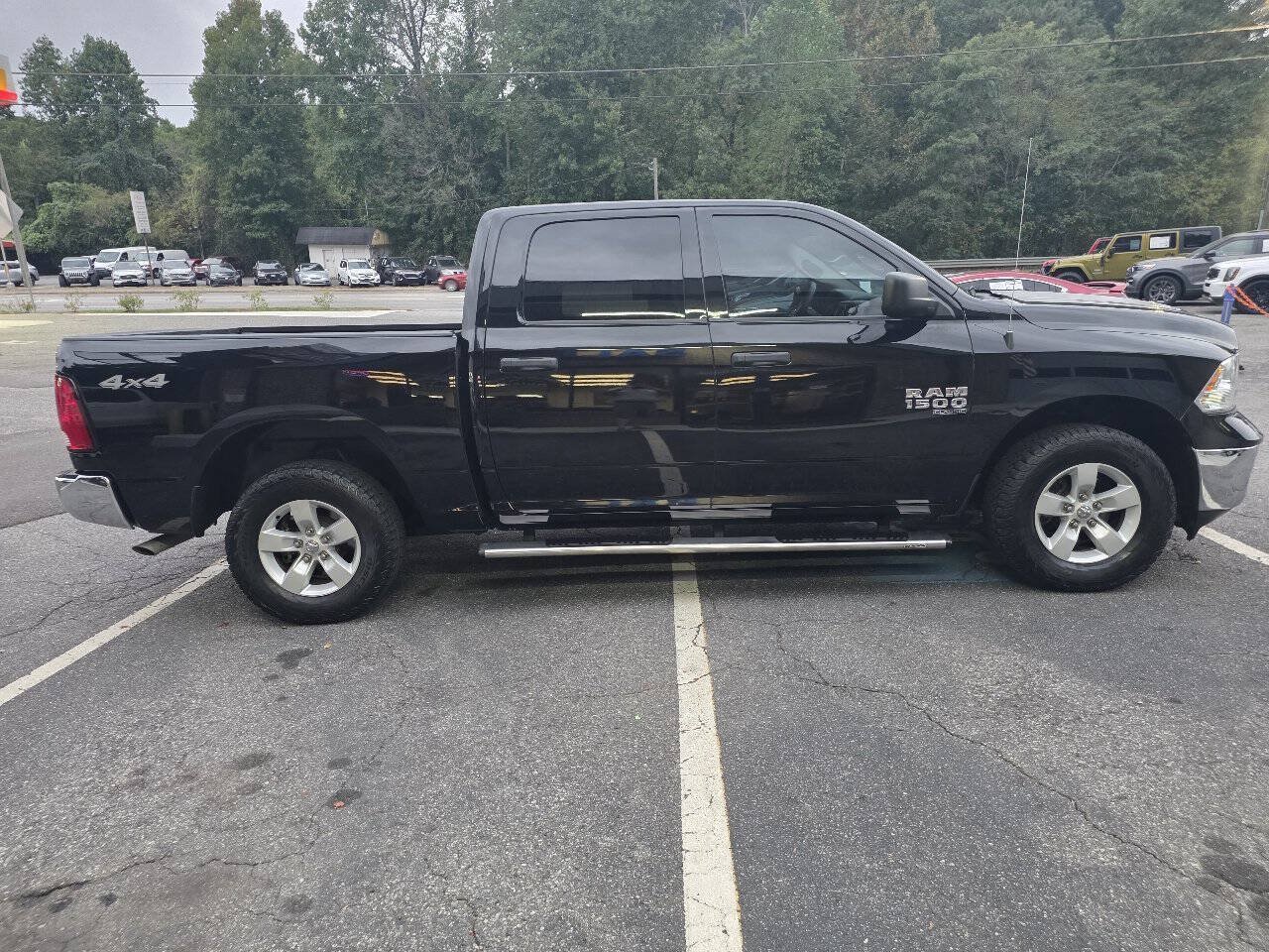 Used 2021 RAM 1500 Tradesman w/ Chrome Appearance Group AWD/4WD image 7