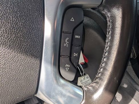Used 2017 Chevrolet Traverse LT w/ Style and Technology Package AWD/4WD image 19
