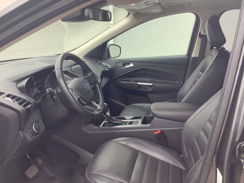 Used 2018 Ford Escape Titanium w/ Ford Safe & Smart Package AWD/4WD image 12
