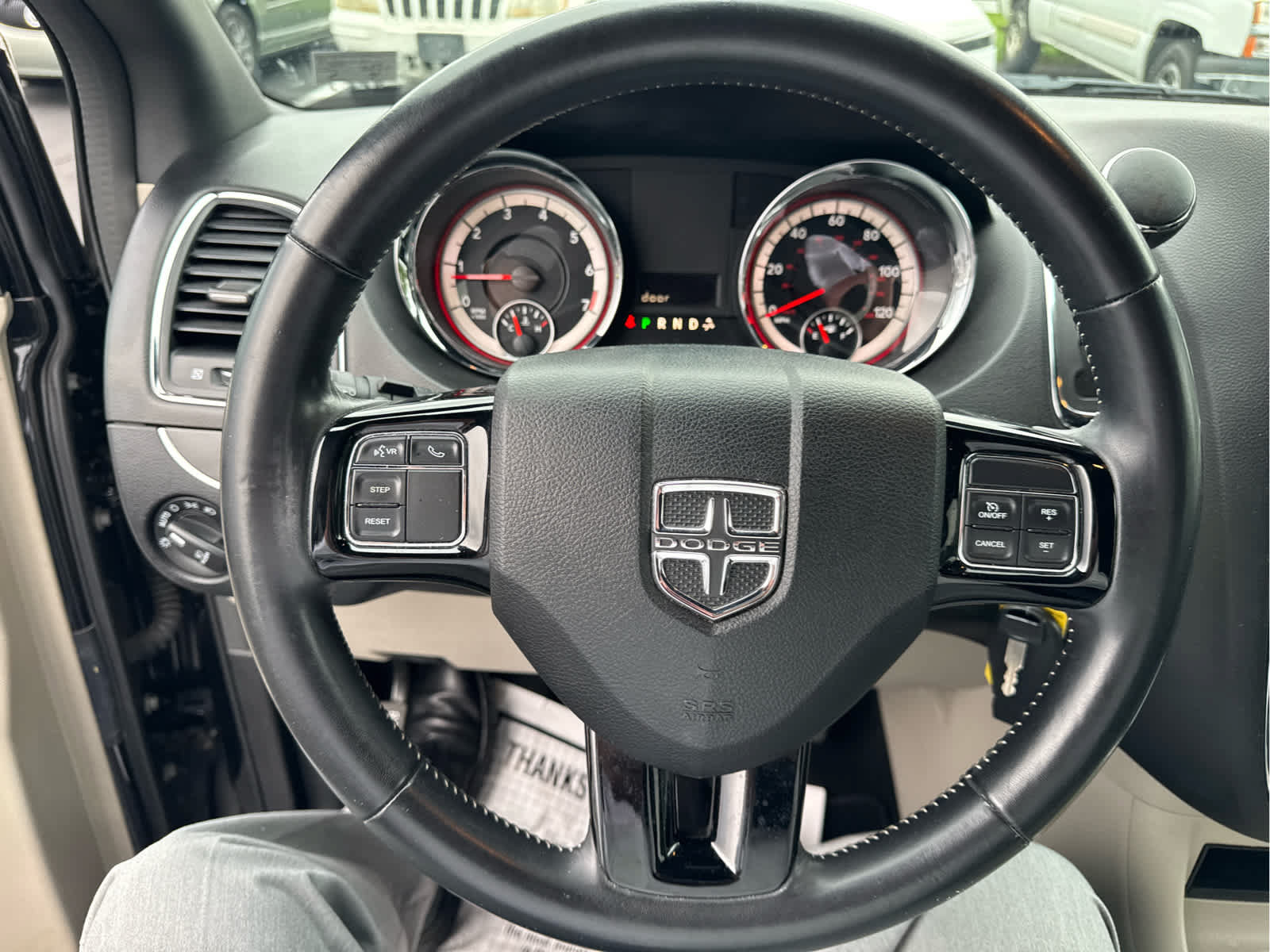 Used 2019 Dodge Grand Caravan SXT FWD image 15