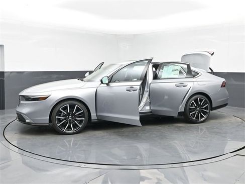 Used 2025 Honda Accord Touring image 51
