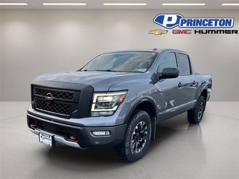 Used 2021 Nissan Titan PRO-4X image 3