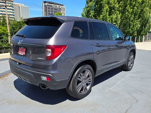 Used 2021 Honda Passport EX-L image 3