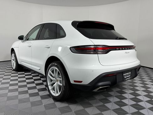 Certified 2026 Porsche Macan AWD/4WD image 3