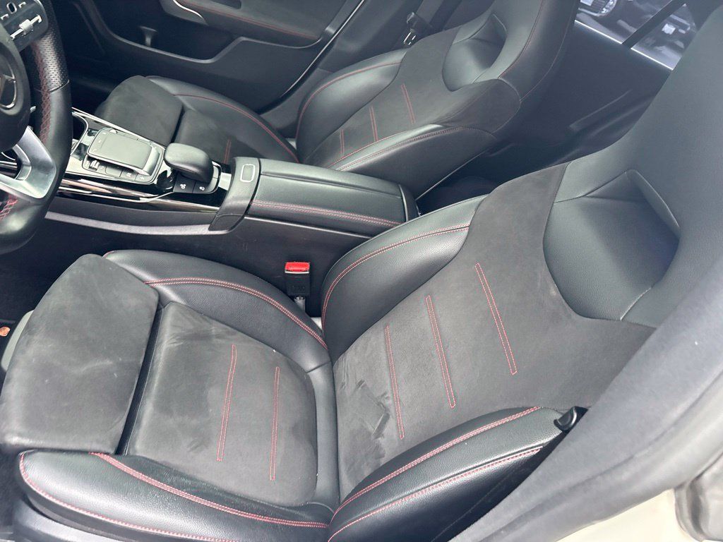 Used 2021 Mercedes-Benz CLA 35 AMG 4MATIC image 14