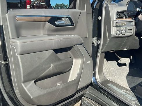 New 2026 Chevrolet Suburban High Country w/ Sun And Tow Package image 11