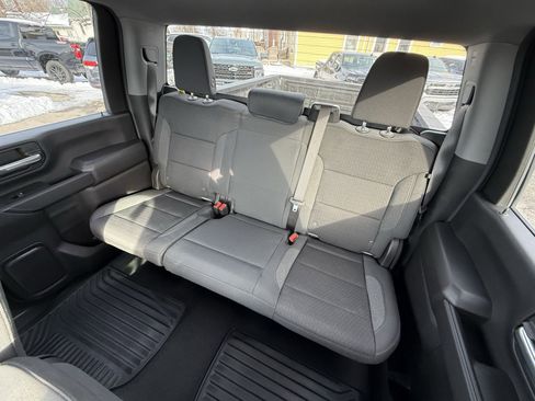 Used 2025 Chevrolet Silverado 2500 Custom w/ Custom Value Package image 27