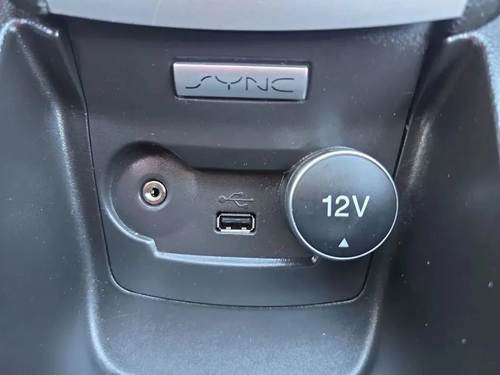 Used 2019 Ford Fiesta SE FWD image 32
