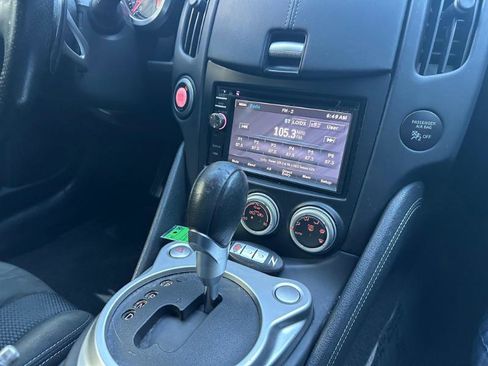 Used 2009 Nissan 370Z Coupe w/ Sport Pkg image 36