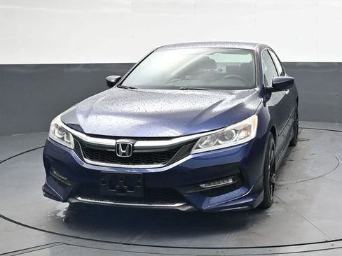 Used 2017 Honda Accord Sport Special Edition image 9
