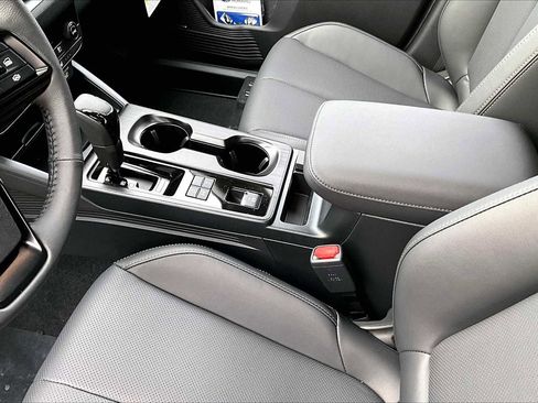 New 2026 Subaru Outback Limited image 7