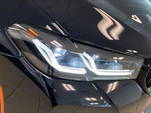 Used 2021 BMW 530i w/ M Sport Package RWD image 25