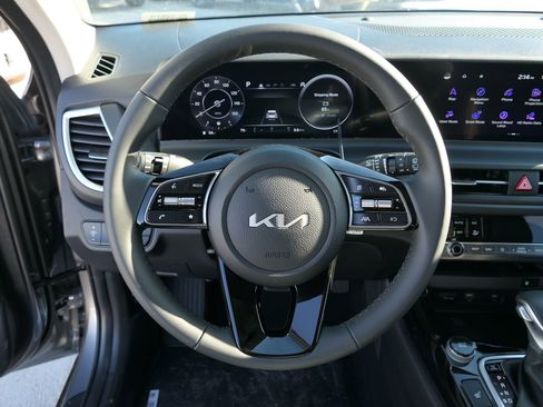 New 2026 Kia Seltos EX image 16