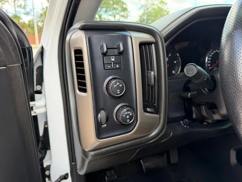 Used 2016 GMC Sierra 2500 Denali w/ Duramax Plus Package AWD/4WD image 48