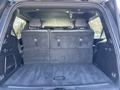 Used 2024 Jeep Wagoneer 4x4 image 22