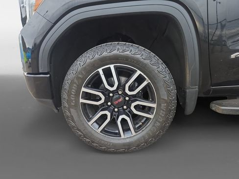 Used 2020 GMC Sierra 1500 AT4 w/ AT4 Premium Package AWD/4WD image 16