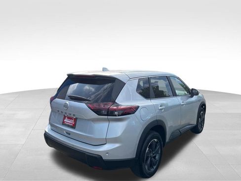 Used 2025 Nissan Rogue SV FWD image 40