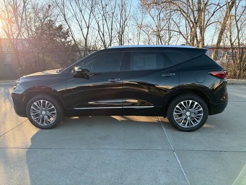 Used 2020 Chevrolet Blazer Premier image 2