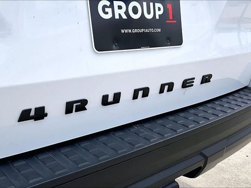 Used 2025 Toyota 4Runner SR5 image 29