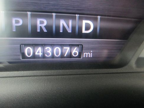 Used 2019 RAM 1500 Big Horn image 28