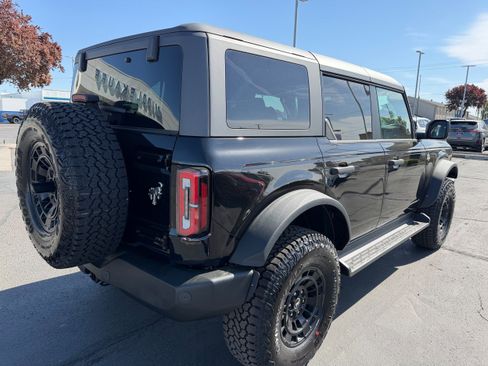 New 2026 Ford Bronco Outer Banks w/ Sasquatch Package AWD/4WD image 3