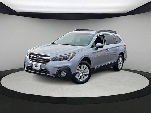Used 2018 Subaru Outback 2.5i Premium image 1