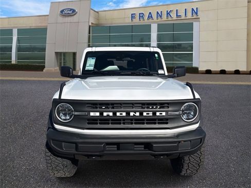 New 2025 Ford Bronco 2-Door image 2