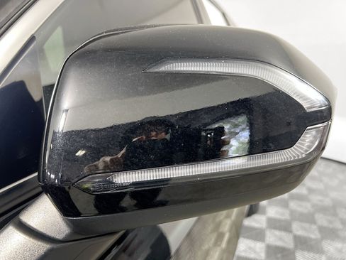 Used 2021 Hyundai Palisade Limited FWD image 13