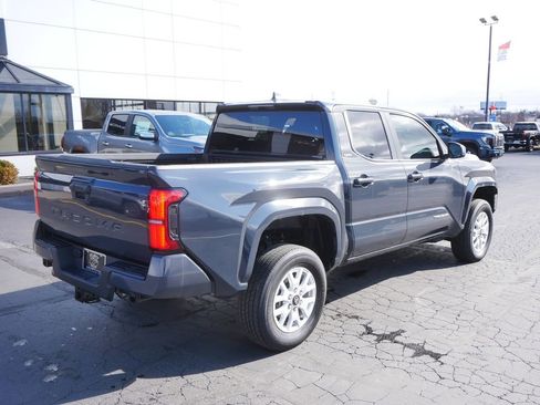 Used 2024 Toyota Tacoma 2WD Double Cab image 7