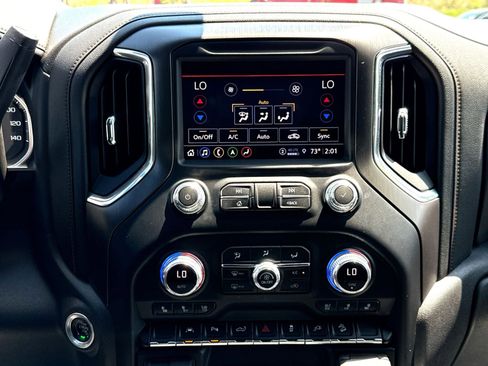 Used 2022 GMC Sierra 1500 AT4 w/ AT4 Premium Package AWD/4WD image 21