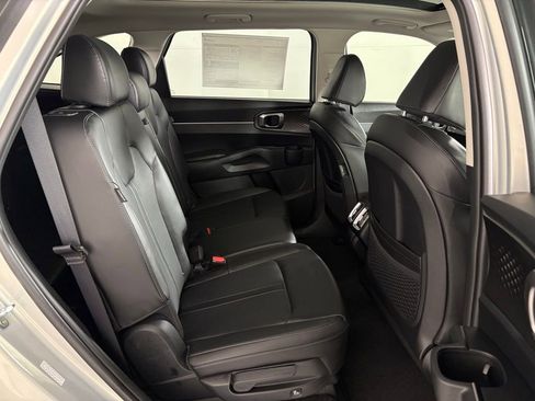 New 2026 Kia Sorento S image 43