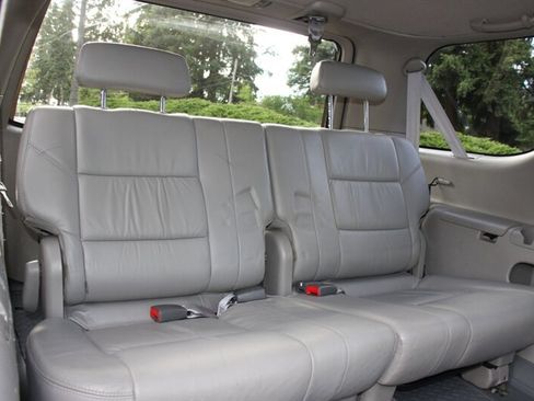 Used 2002 Toyota Sequoia Limited AWD/4WD image 18