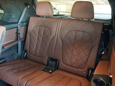 New 2026 BMW X7 xDrive40i w/ Executive Package image 21