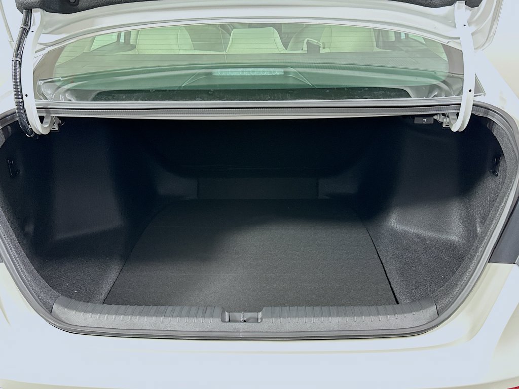 Used 2026 Honda Accord LX image 16