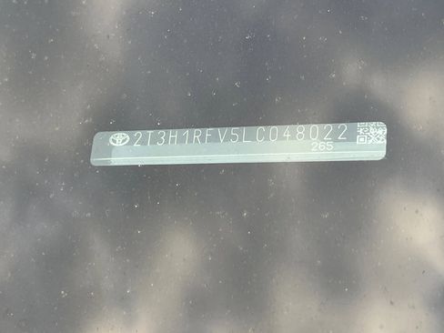 Used 2020 Toyota RAV4 LE image 3