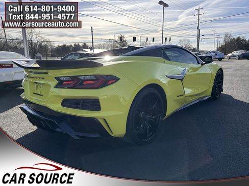 Used 2023 Chevrolet Corvette Z06 w/ Stealth Interior Trim Package image 7