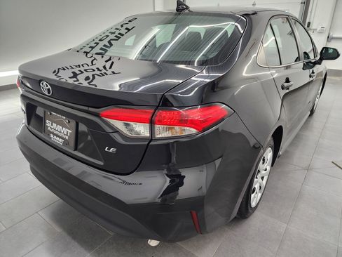 Used 2024 Toyota Corolla LE image 5