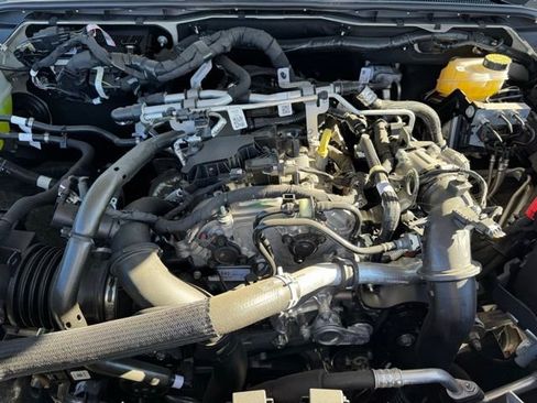 New 2025 Ford Ranger XLT w/ Equipment Group 301A High image 23