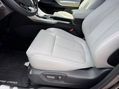 New 2025 Mitsubishi Eclipse Cross AWD image 28