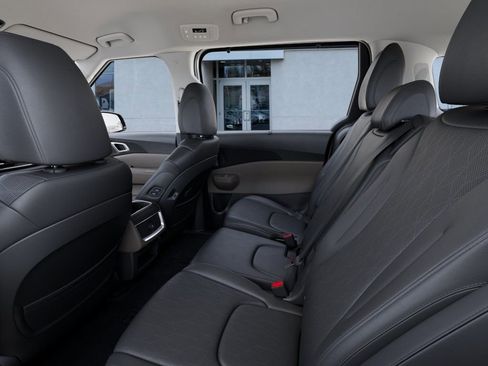 New 2026 Kia Carnival EX FWD image 18