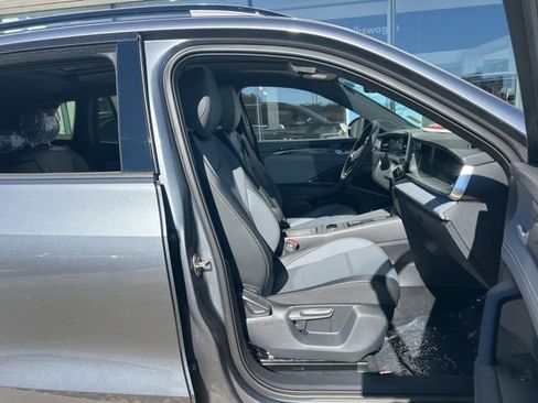 New 2026 Volkswagen Tiguan SE R-Line image 30