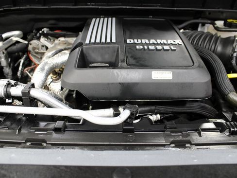 Used 2024 Chevrolet Silverado 1500 LTZ w/ LTZ Premium Package image 33