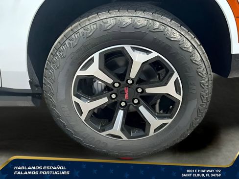 New 2026 GMC Yukon XL AT4 w/ AT4 Premium Plus Package AWD/4WD image 42