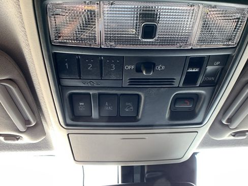 Used 2023 Toyota 4Runner 40th Anniversary SE AWD/4WD image 21