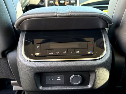 New 2026 Nissan Armada SV image 23