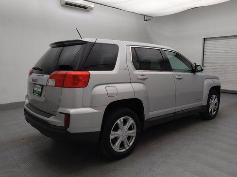 Used 2017 GMC Terrain SLE image 9